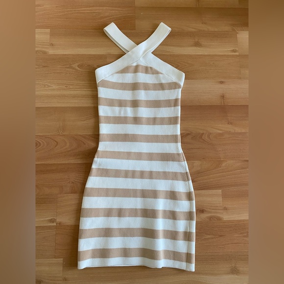 Aritzia Dresses & Skirts - Aritzia Dress